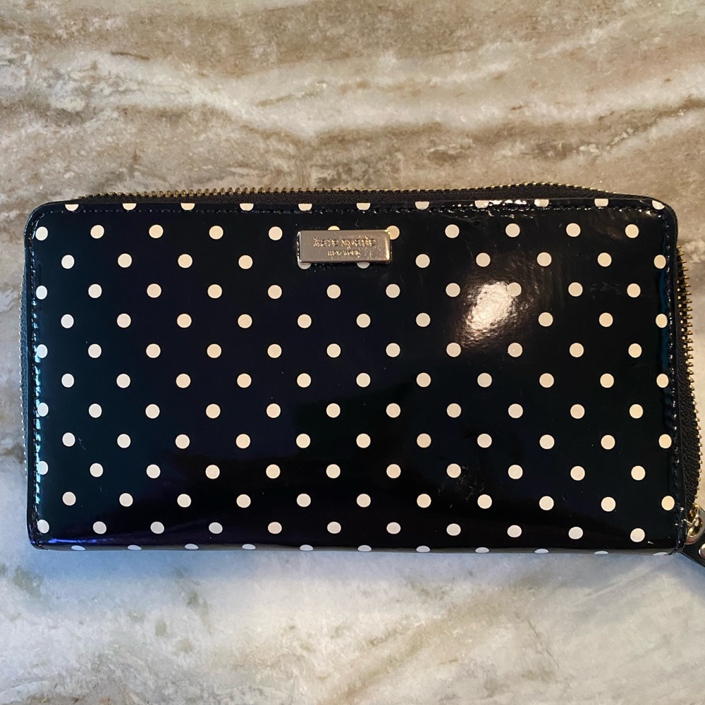 Kate Spade zip wallet